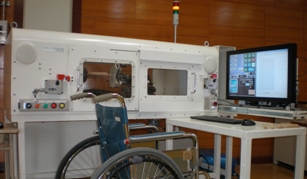 3Dターニングマシンと加工サンプル 3Dターニングマシンと加工サンプル1