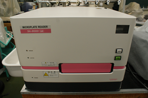 マイクロプレートリーダー